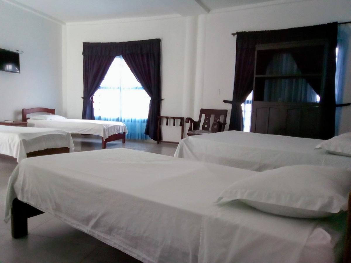 Hotel Plaza Real Montelíbano 외부 사진